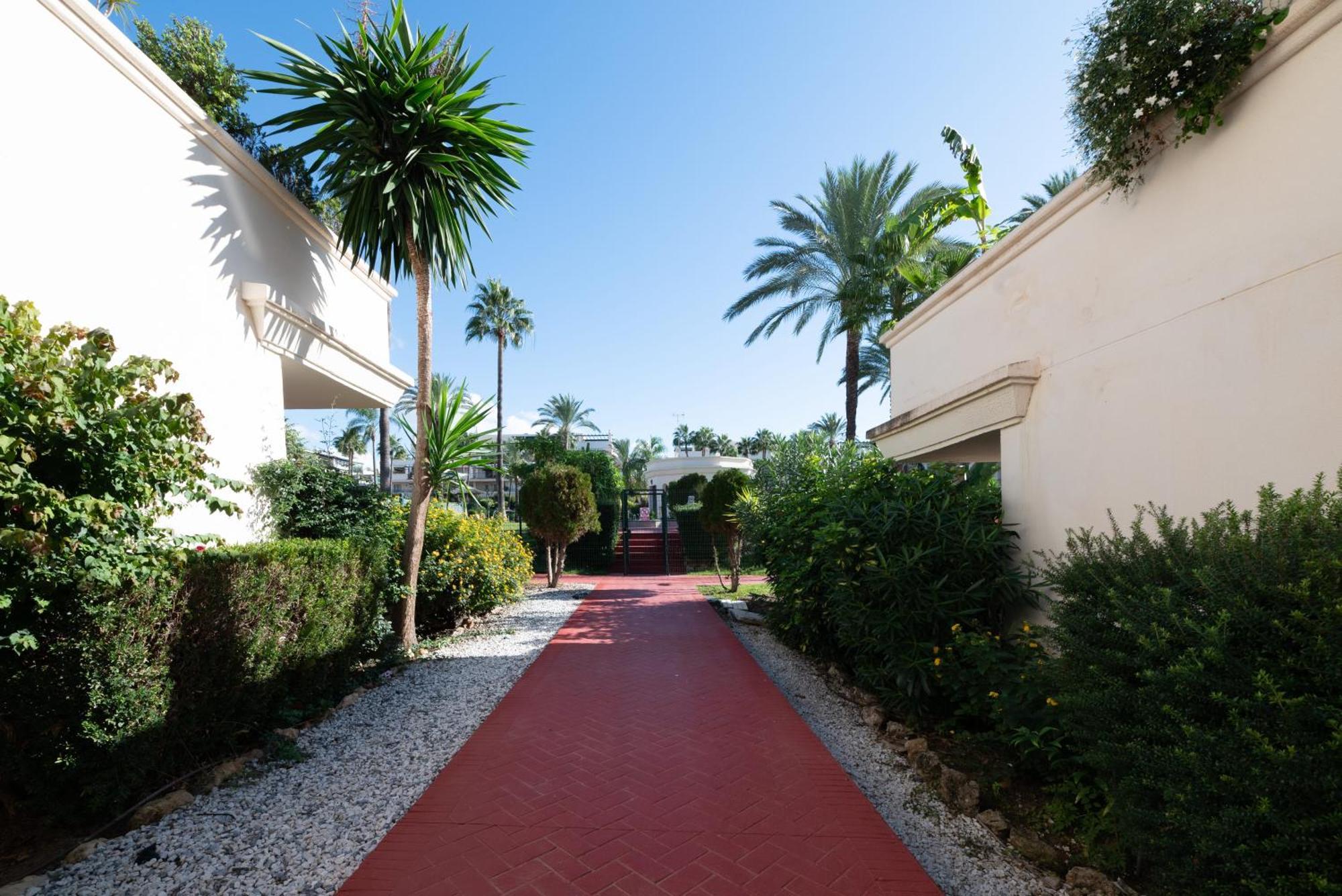 2br, Lorcrimar Iv Puerto Banus Apartment Marbella