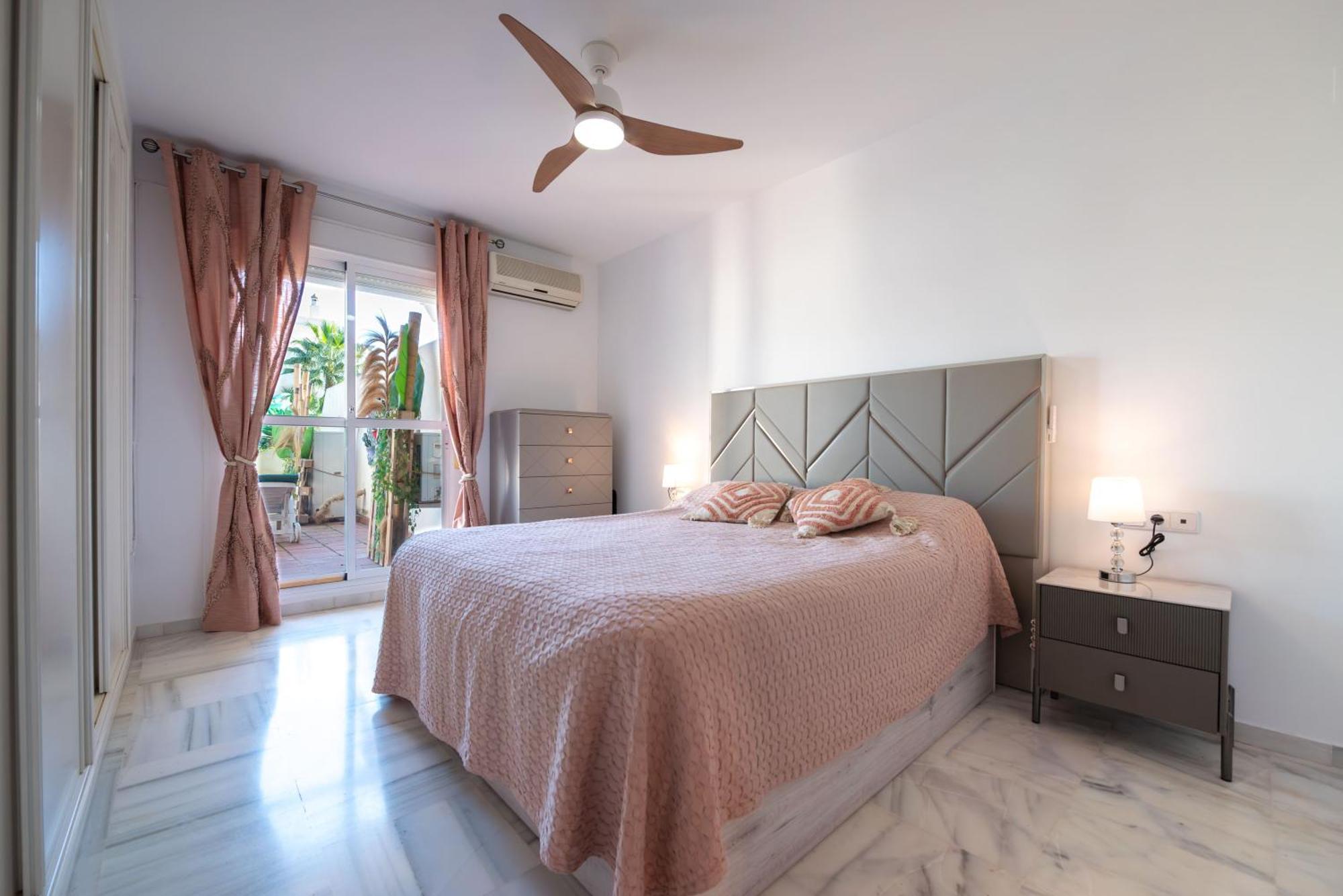 2br, Lorcrimar Iv Puerto Banus Marbella